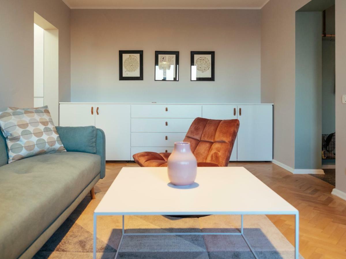 Parklake Design Apartment - Fabulous View - Netflix Bucarest Exterior foto